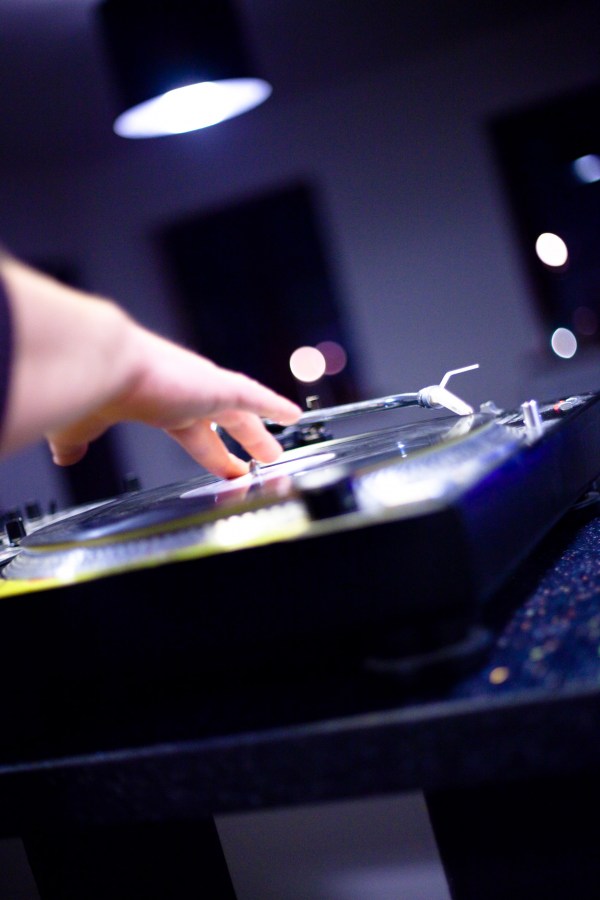 dj, musica, recital, noche, discoteca, disco, tocando, pasando, interior, una persona, hombre, 