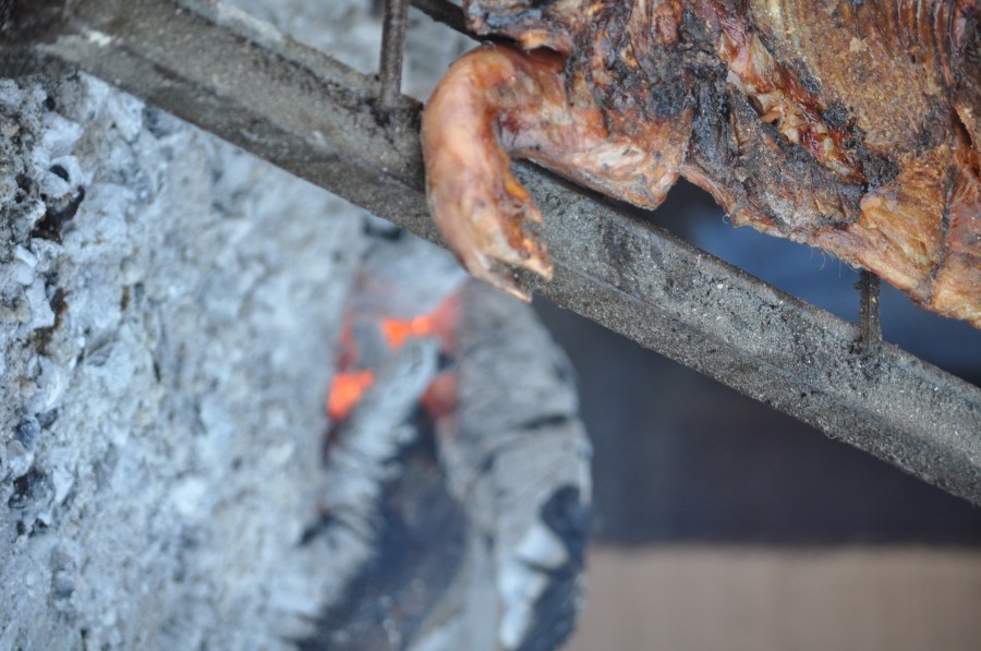 Asado, Asador, Parrilla, Comida Tipica, Tradicion, Campo, Carne, Costillar, Costillas, Brasas, Cocido, Caliente, Grasa, Argentino, Argentina, Carne de Res 