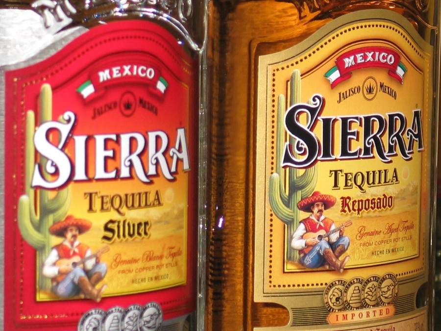 tequila, botella, botellas, dos, mexico, mexicano, bebida, alcohol, alcoholico, cultura, tipico, 