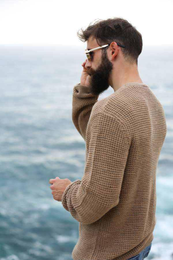 barba, hipster, masculino, moda, hombre, guapo, cara, cabello, retrato, peinado, bigote, estilo, barbudo, atractivo, modelo, de moda, joven, estilo de vida, chico, moderno, elegante, barbero, gente, persona, corte de pelo, hermosura, trasfondo, adulto, expresión, remera, ilustración, siluetas, casual, machista, caucasiano, vectoriales, suelto, negras, lentes de sol, cabeza, barbería, hombres, personaje, grises, brutal, sexy, retro, guays
