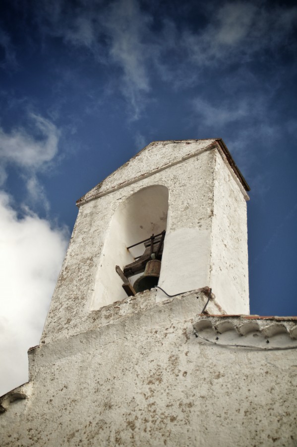 iglesia, campana, campanario, arquitectura, cielo azul, religion, nadie, 