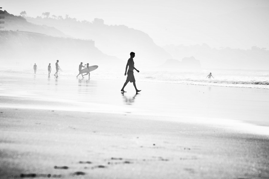 surf, playa, deportes, concepto, gente, joven, dia, costa, verano, vacaciones, tiempo libre,surfer, 