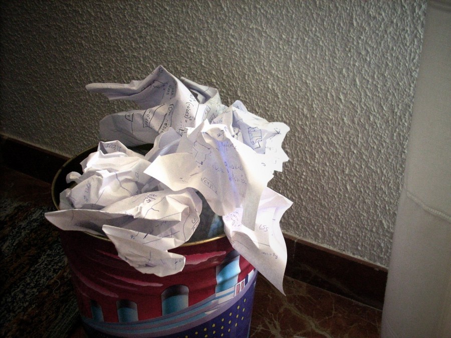 cesto de basura, papel, basura, interior, estudio, estudiar, educacion, cansado, frustacion, 