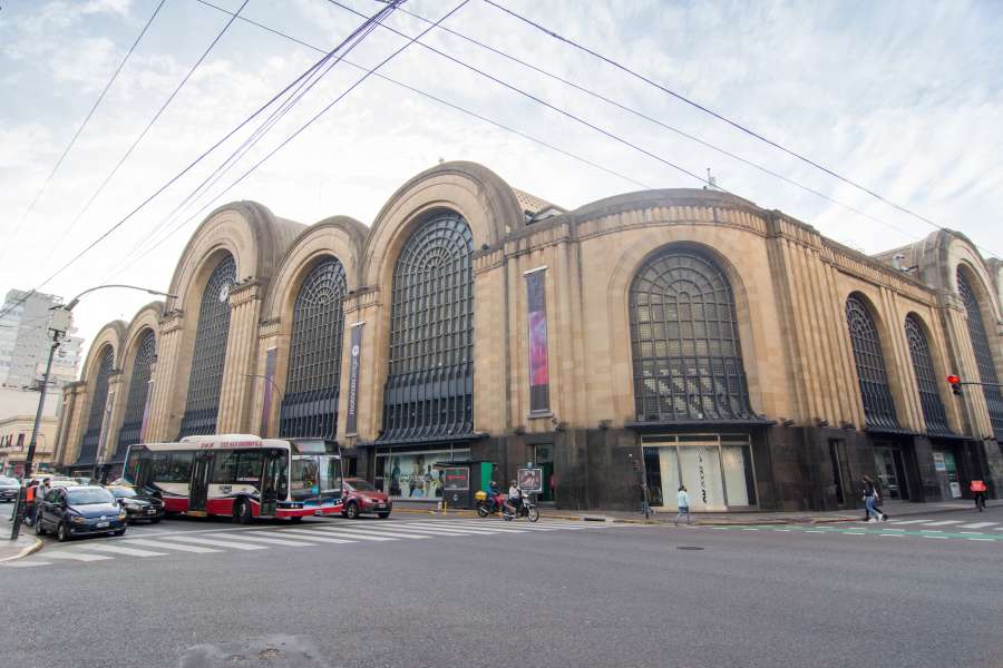 Buenos Aires, Argentina, Abasto, Arquitectura, Punto de referencia, Lugar famoso, Paisaje urbano, Edificio, Punto de vista, Día, Avenida Corrientes, Mall, Bus, Ciudad, Tango,
