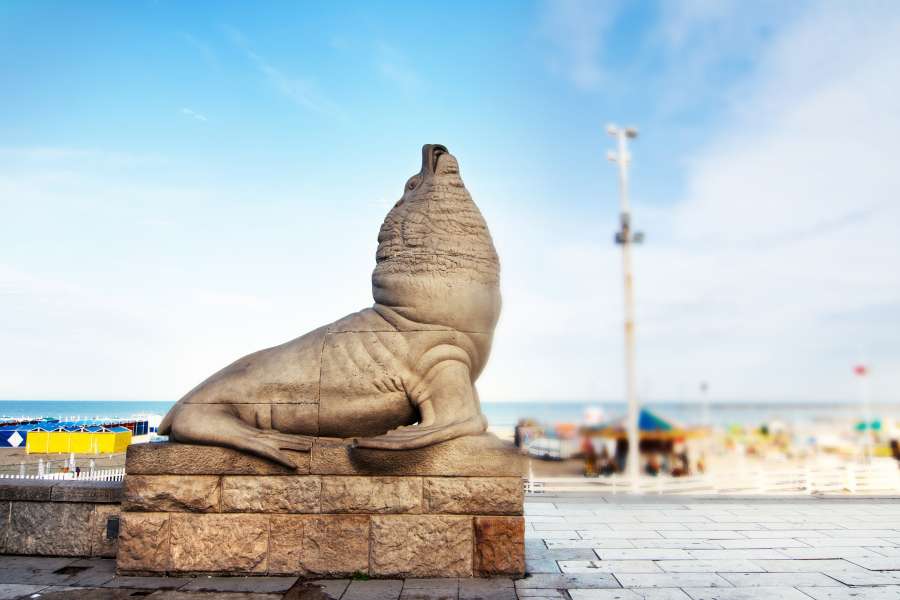 Mar del Plata, Buenos Aires, Argentina, Ciudad, Provincia, América Latina, América del Sur, Lugar famoso, Destinos turísticos, Día, Aire libre, Playa, La Perla, Ninguno, Verano, Vacaciones, Viaje, Lobo marino, Icono, Estatua, Punto de vista,

