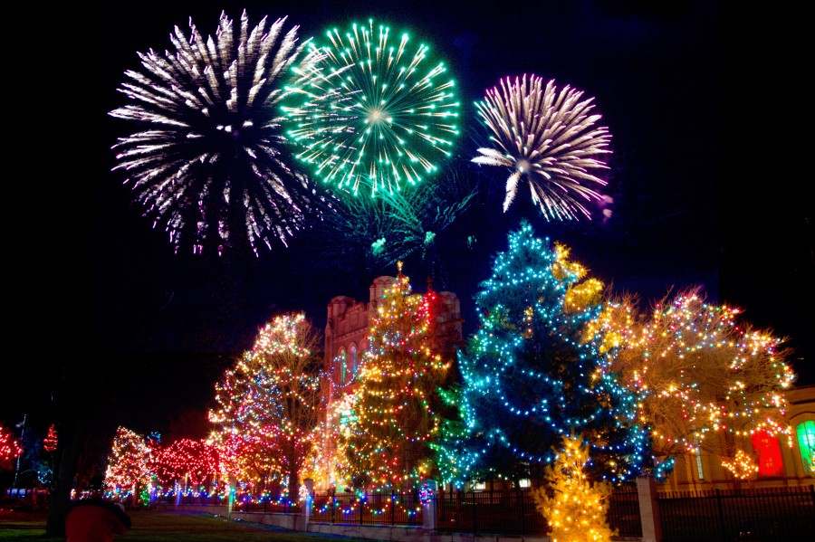navidad, detalle, adorno, navideo, navidea, decoracion, celebracion, 2015, festejo, arbol de navidad, arbol, fuegos artificiales, 
