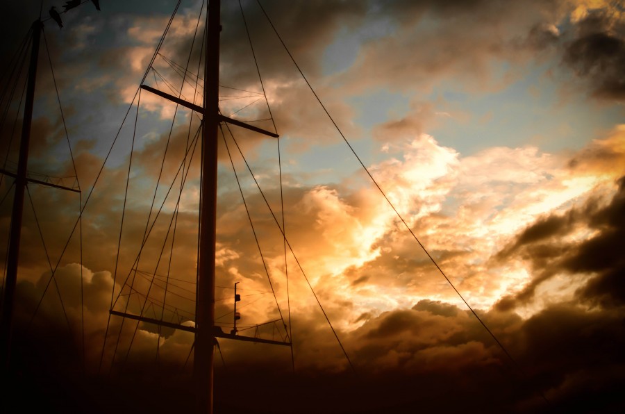 velero, barco, vela, palo, cielo, atardecer, idilico, nadie, navegar, navegacion, mar, transporte, madera, 
