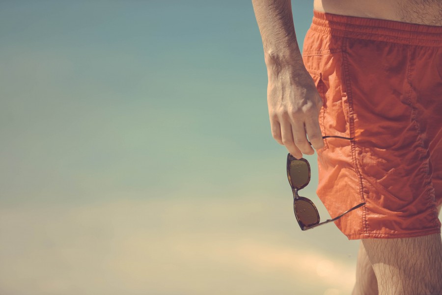 Playa, Verano, hombre, pantalones cortos, sol, gafas de sol, rojo, natacion, fashion, moda, naranja, lentes, summertime, 