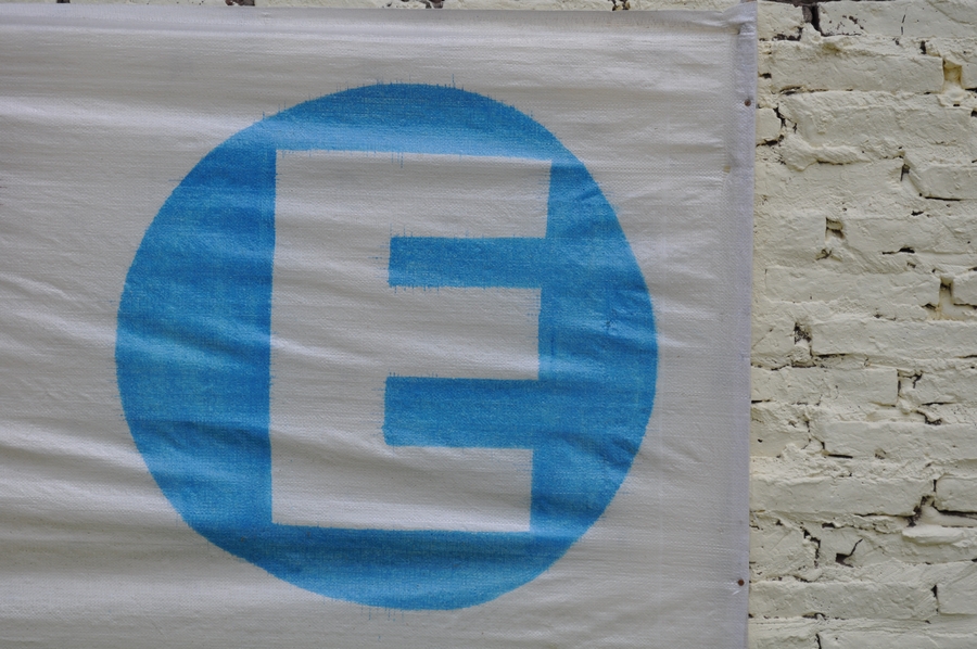 letra,e,fondo,background,vista de frente,cartel,letras,azul,,P12062014