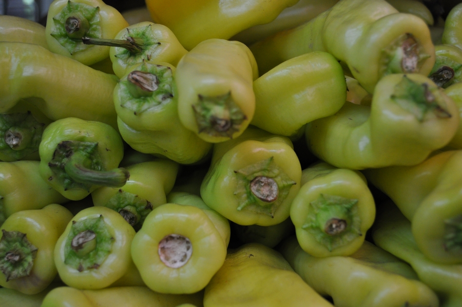 verdura, verduras,morron,pimiento,morrones,verde,mucho,muchos,verduleria,comercio,fondo,background,,P12062014