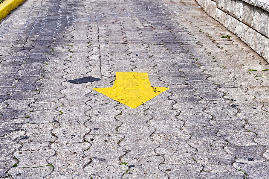 fondo, background, Asfalto, Señal, señales de transito, Calle, gris, textura, Amarillo, Flecha, Direccion,P052014, Freejpg