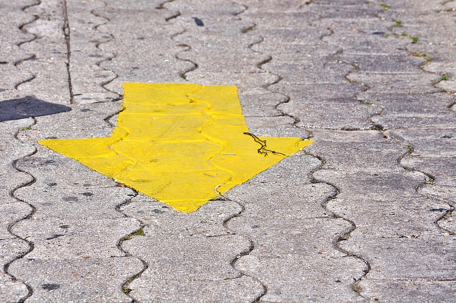 fondo, background, Asfalto, Señal, señales de transito, Calle, gris, textura, Amarillo, Flecha, Direccion,P052014, Freejpg